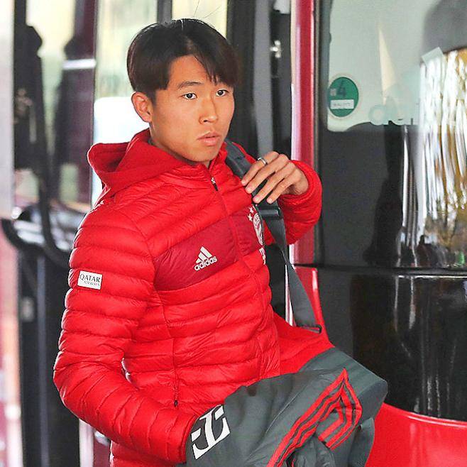 包含德国杯今晨再迎强敌；上海久事防线松动；主帅态度——气氛紧张；医务组通报恢复的词条