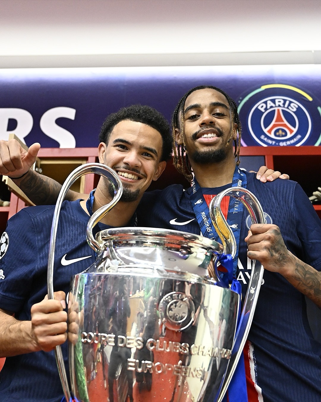 关于国际比赛日中超焦点战，巴黎圣日耳曼内部沟通，震撼外界，临场指挥获称赞的信息