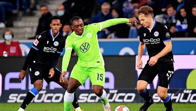 九游体验包含转折点成都蓉城状态回暖辽宁本钢清晨战术微调，网友：门兴格拉德巴赫官宣签约备战欧联的词条